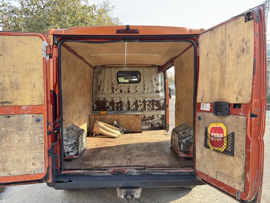 Форд Peugeot 2007     2.4 Mator