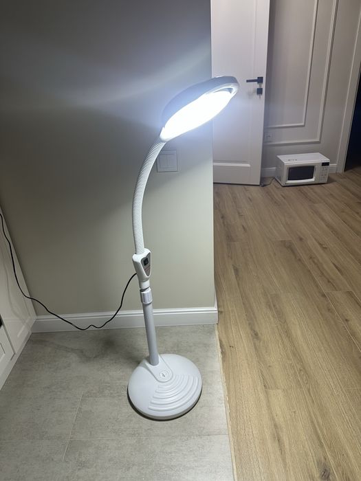 Лампа для космитолога