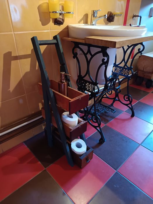 Suport , organizator baie