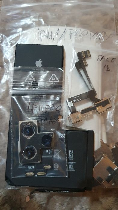 Piese originale iphone 11 pro max ..