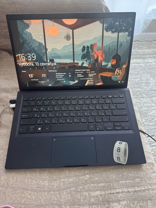 ASUS ExpertBook B1400 • i3-1115G4 • 4GB / 238GB • Windows 10 Pro