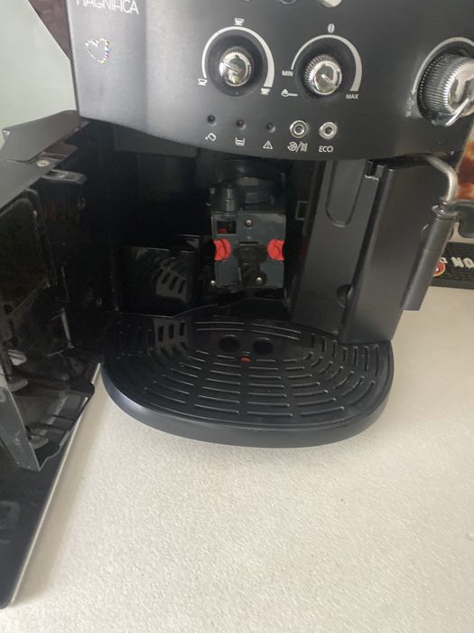 Espressor Delonghi Magnifica