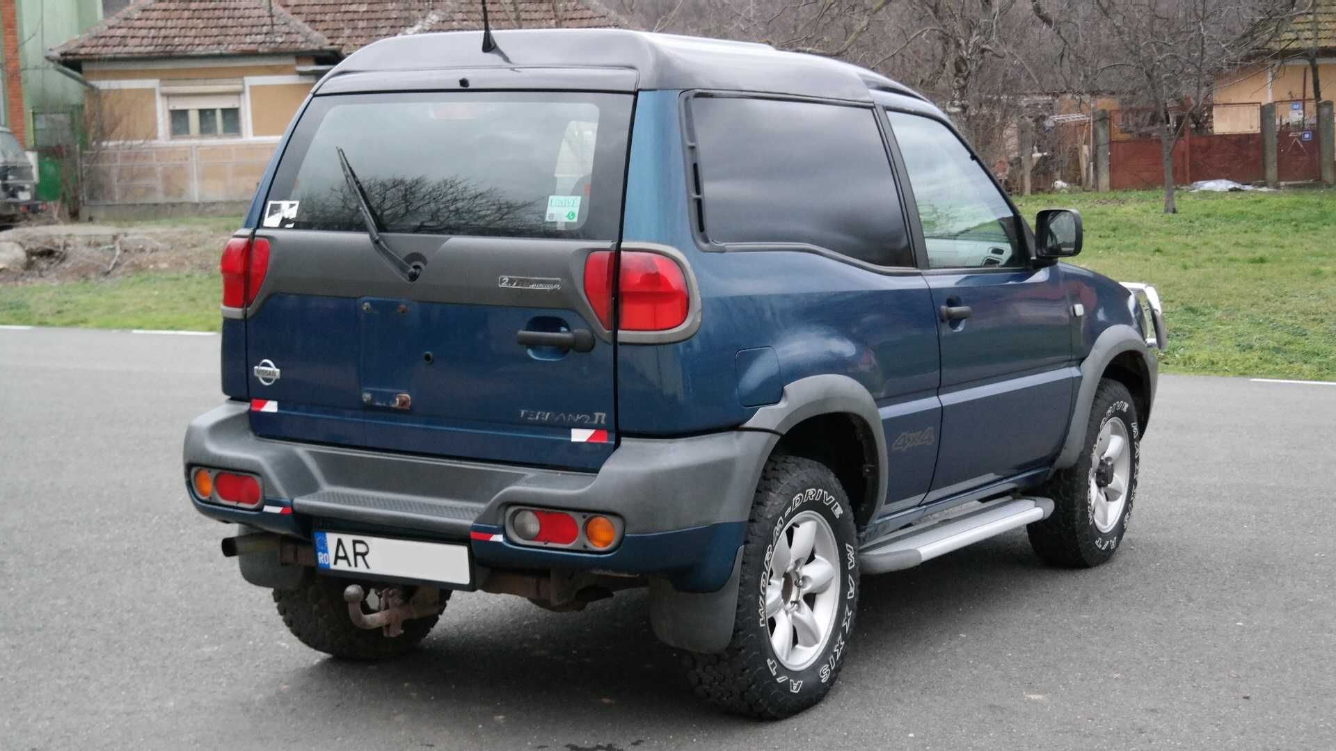 Nissan Terrano 2 4x4 AUTOUTILITARA - an 2000, 2.7 Td  (Diesel)