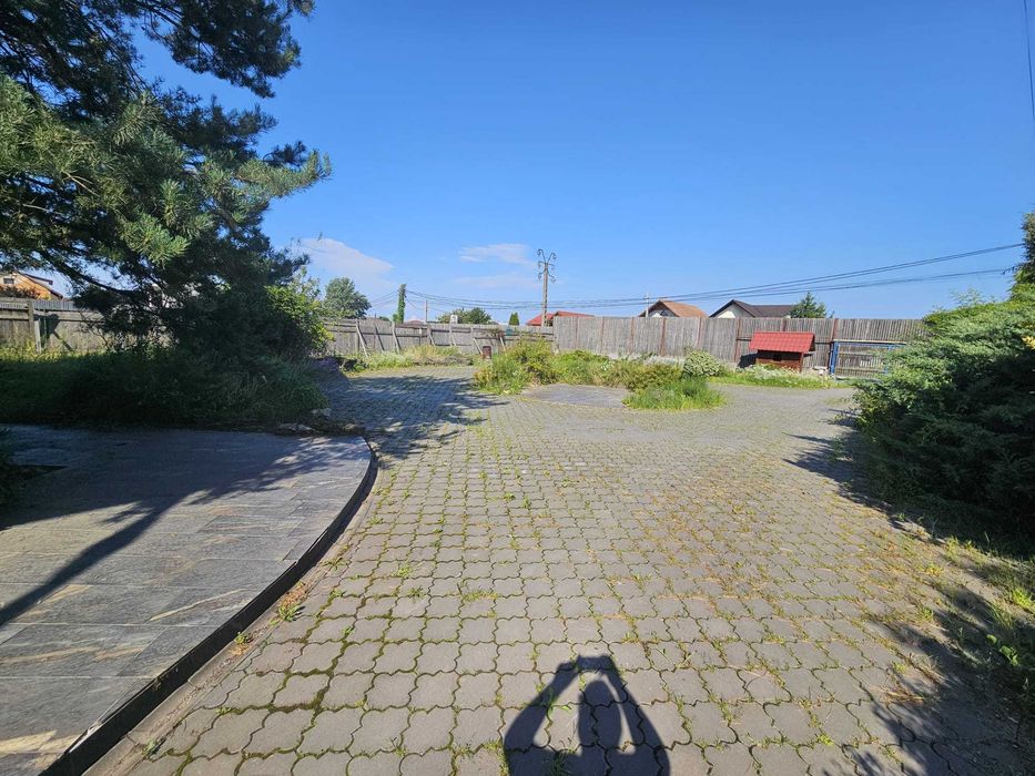 Vand/inchiriez - vila pe 3 niveluri - Satu Nou de Jos