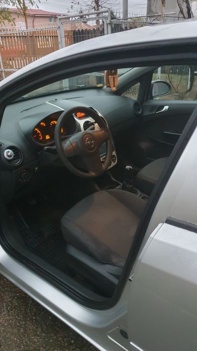 Vand Opel Corsa D 1.2 benzina + GPL an 2008