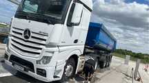 Inchiriere  camion cu semiremorca  basculabila