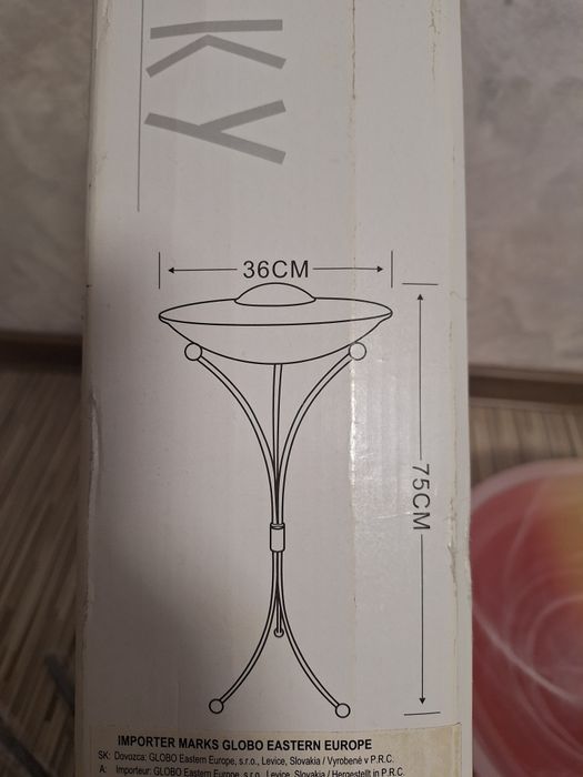 Lampă umidificator cu ionizator aer cu lumini led nouă.