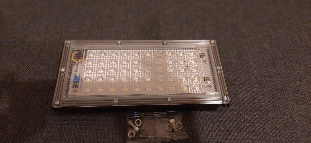 Лед прожектор лед прожектор 50w 220v Външен лед прожектор
