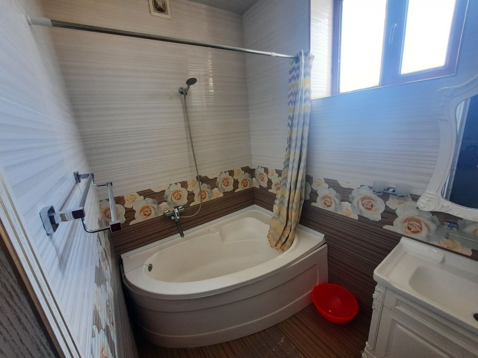 Урганч шахрида 3/4 хонали квартира ижарага берилади