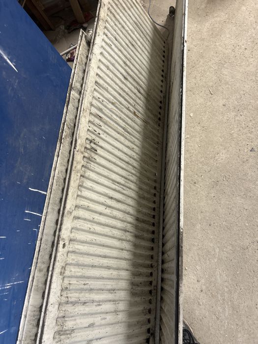 Vand calorifere pt hala 3 buc