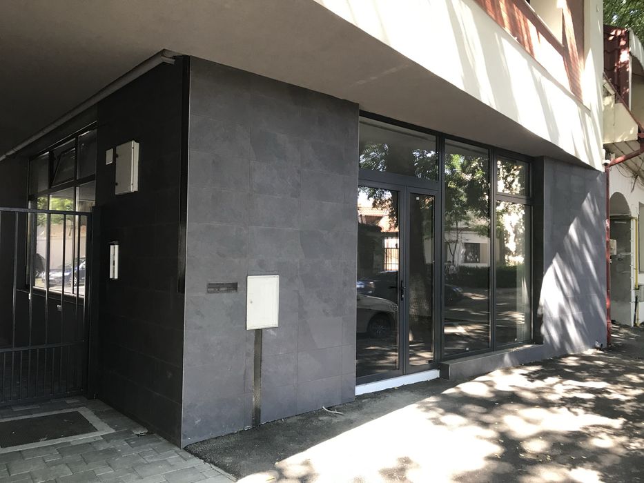 Spatiu comercial ultracentral de închiriat