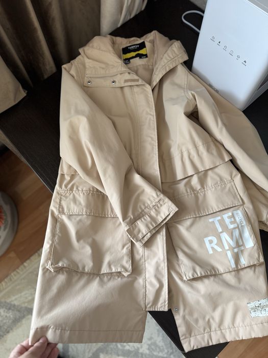 Продам куртку осень-весна