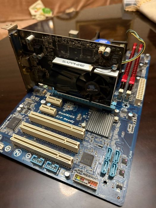 KIT I5 3350P 8 GB AMD R7 240 2 GB