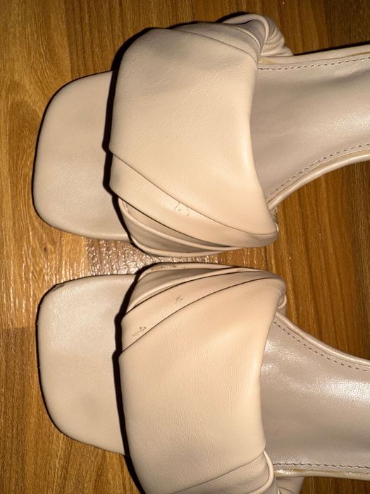 Летние босоножки