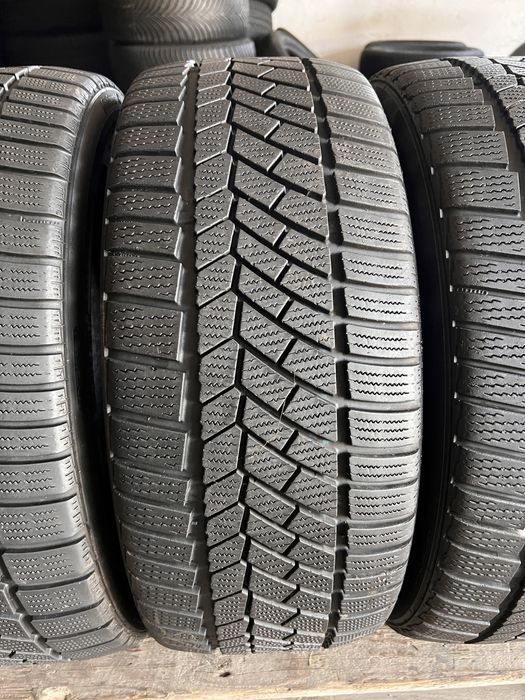 4 anvelope iarna 225/40/18 , continental , runflat , 7.5 mm