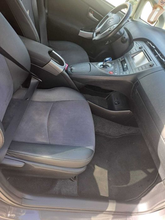 Toyota Prius Hybrid, an 2014, AC, 1.8 benzina +GPL nou, cutie automata