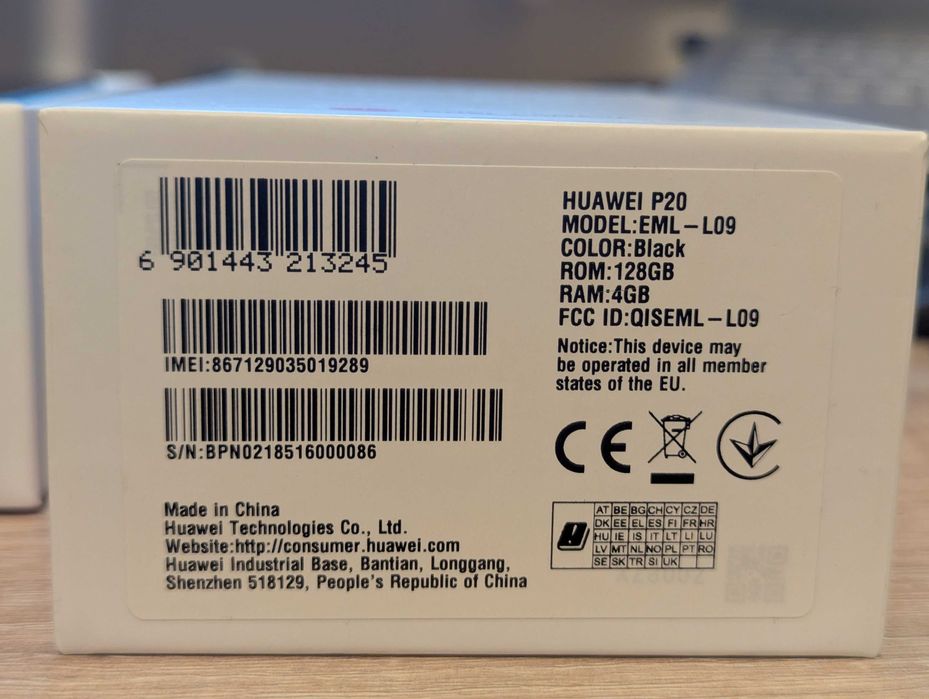 Vand telefon smartphone Huawei P20 4GB / 128Gb Black stare foarte buna