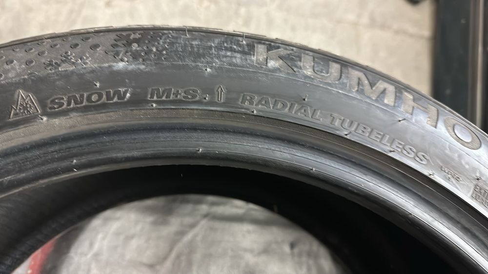 Kumho WP72 Wintercraft 265/40/20 зимни