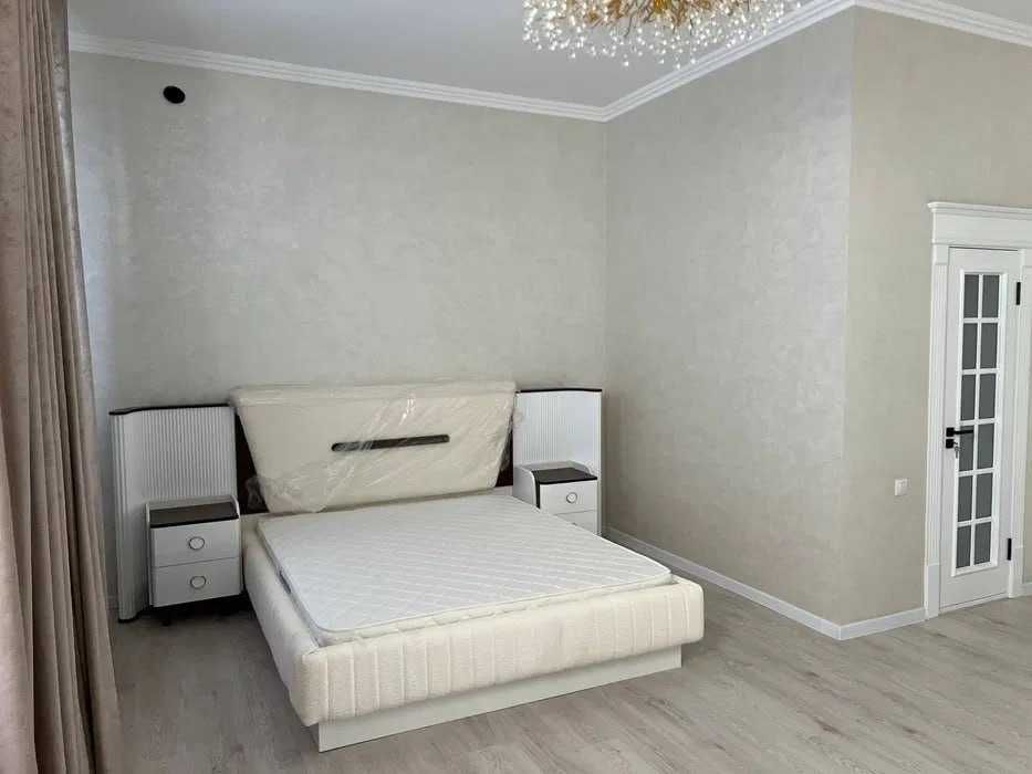 Сдается Евродом 544 м² с мебелью и техникой Ор-р: ул.Амир Темур  (США)