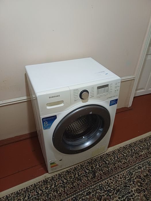 Продаётся стиральная машина в хорошем состоянии/ 8 кг