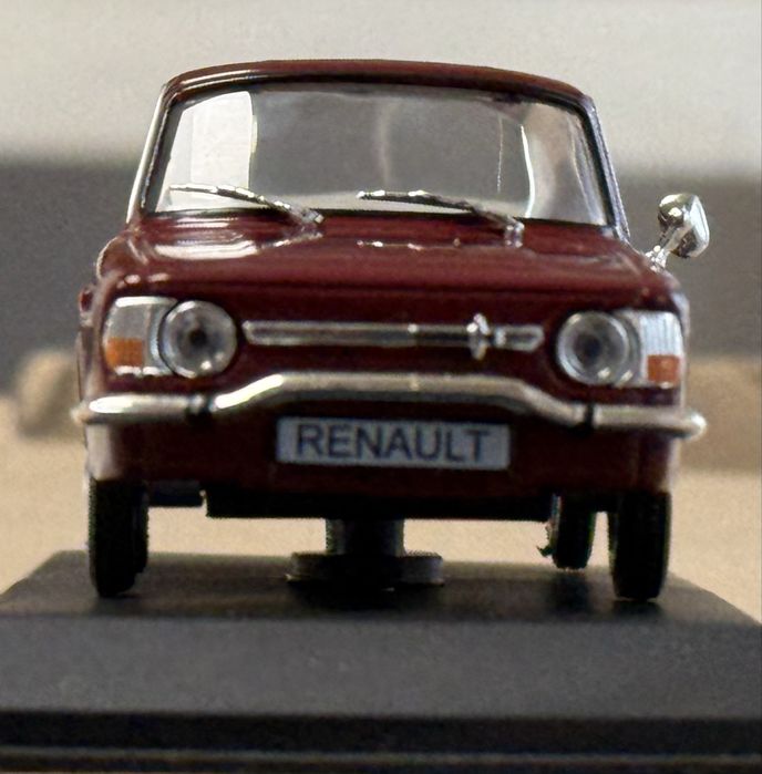 Renault 10 колекционерски модел
