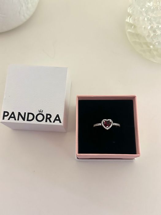 Inel Pandora red heart inel cu inimă roșie