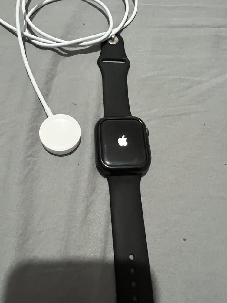 apple watch se din 2021 fara cont icloud de 32g