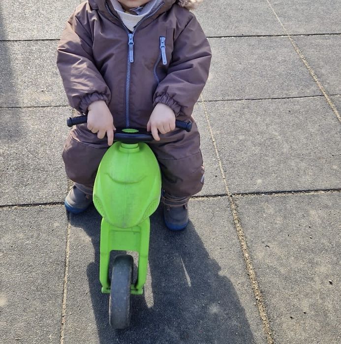 Salopeta de iarna pentru copii marimea 86 H&M