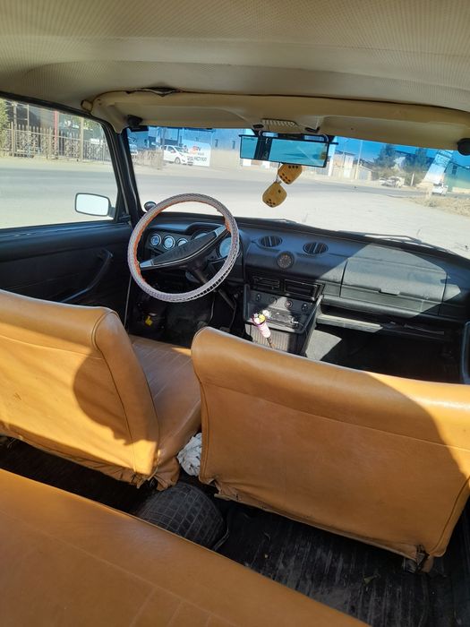 Srochna sotiladi vaz 21011 ideal