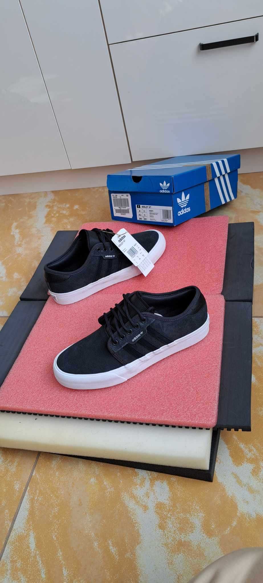 Adidasi unisex din piele naturala Adidas/41