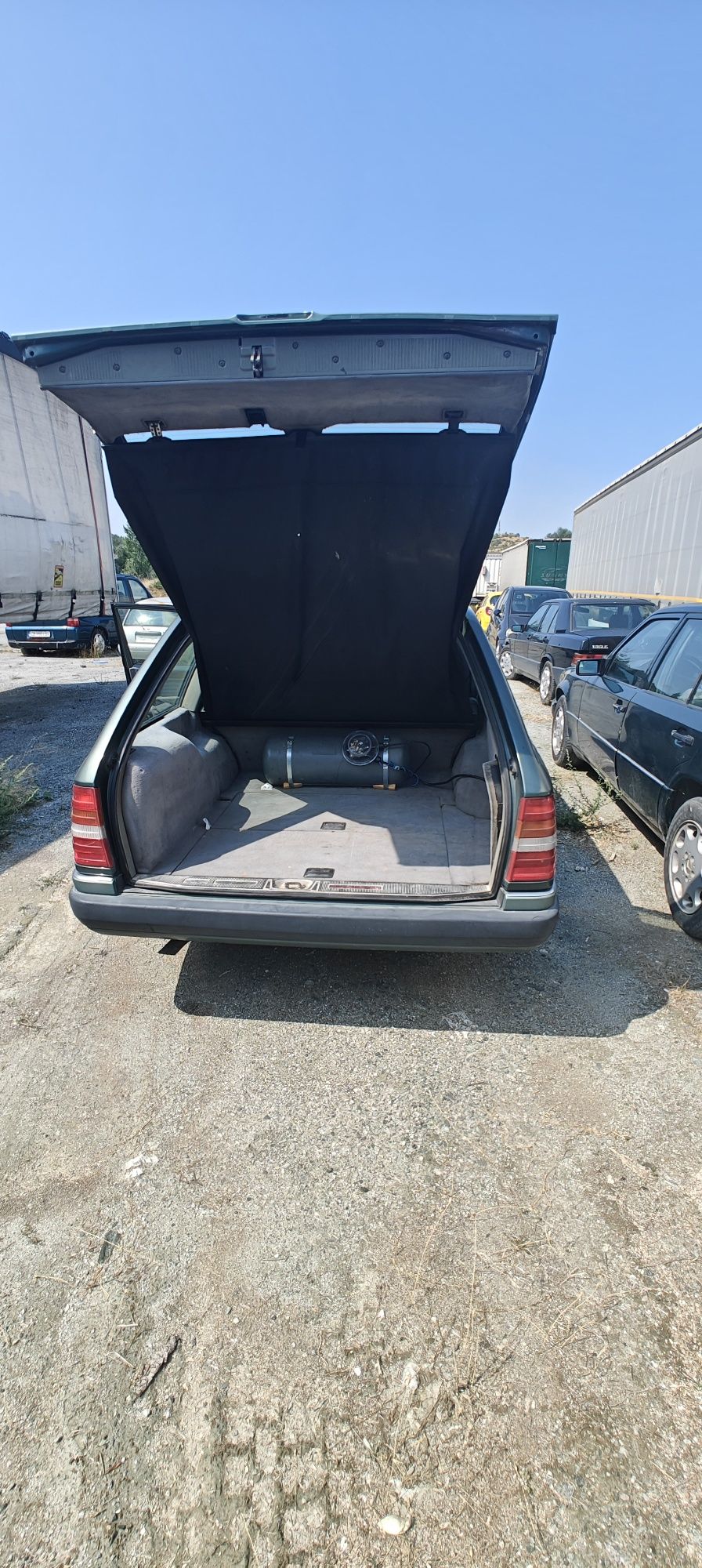 Мерцедес 124 200т mercedes 124 200t