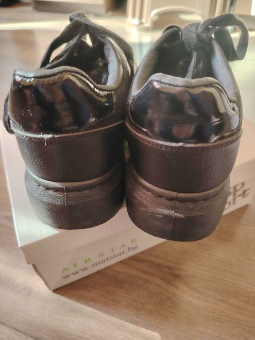 НОВИ дамски кецове