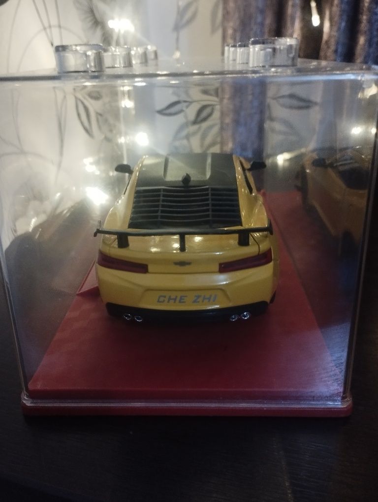 Масштабная модель Chevrolet Camaro zl1