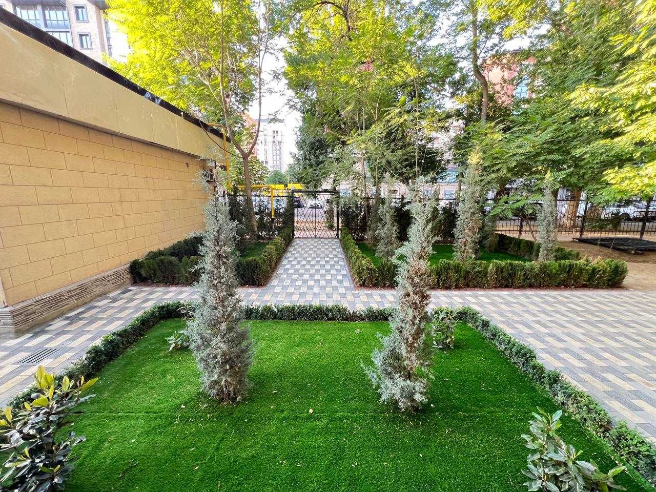 Продажа помещения 56м2 + 45м2 цоколь на Ц-2, Алайский базар!!!