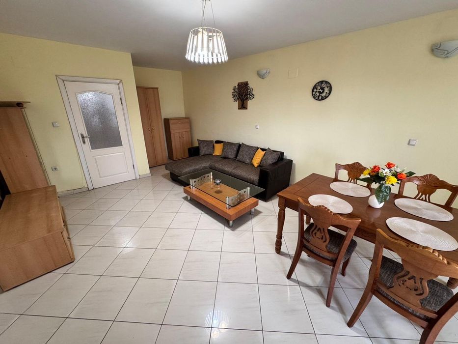 Тристаен апартамент под наем в кв. Кършияка