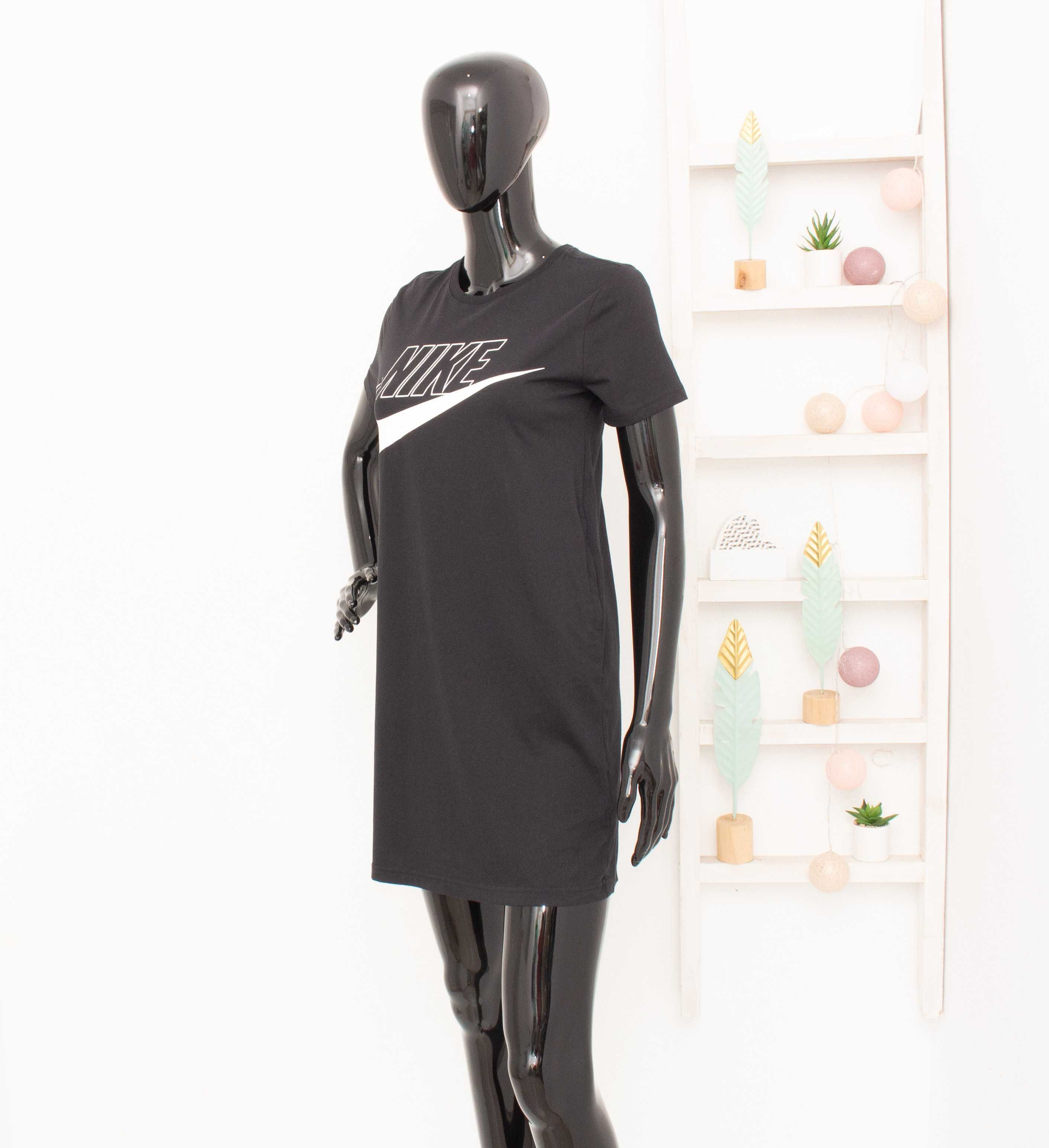 Nike Оригинална рокля черно tee dress бяло лого дама XS/момиче 146-156