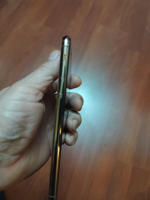 iPhone 11 pro max matte gold за части