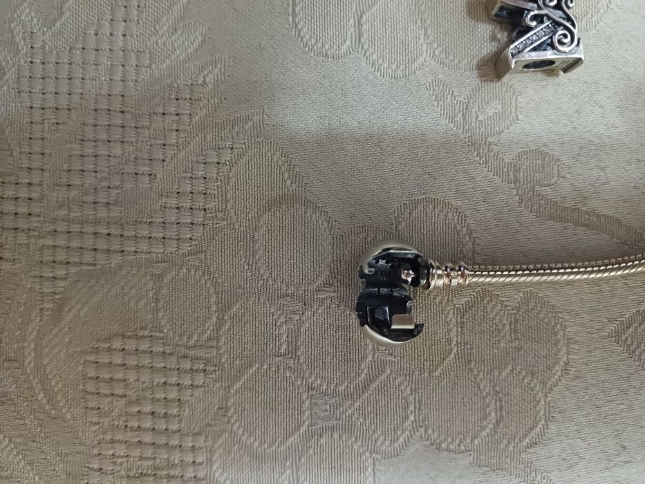 Сребърна гривна Pandora и детска гривна Pandora