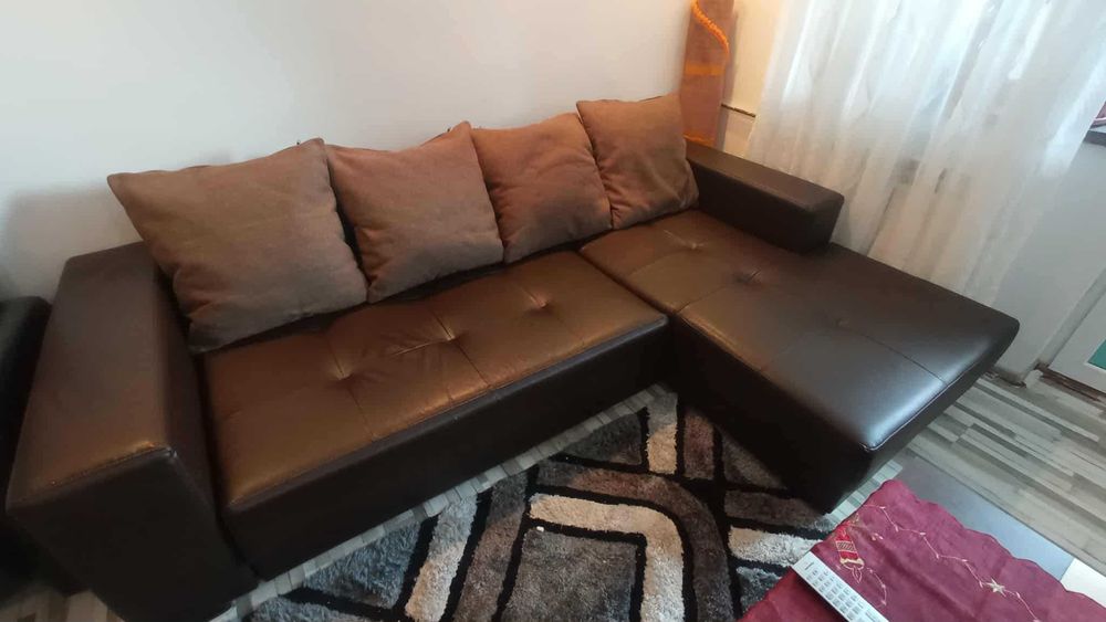 Coltar living si mobila living