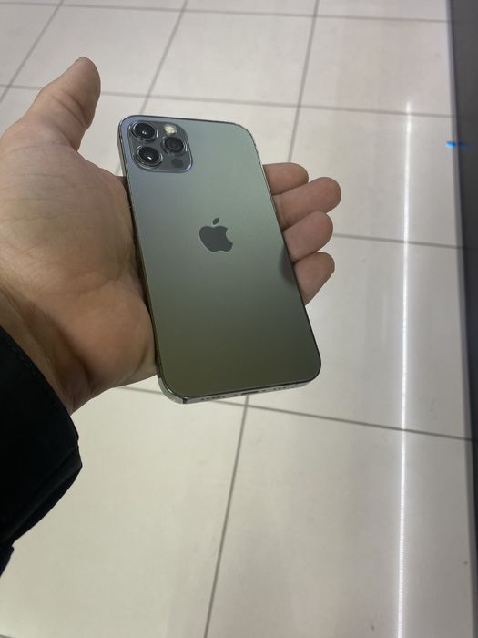 продам айфон 12 про на 256 гб