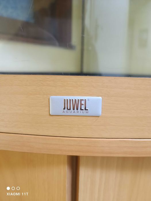 Ъглов квариум JUWEL TRIGON 200