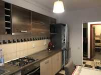 Apartament cu 2 camere si loc de parcare de inchiriat