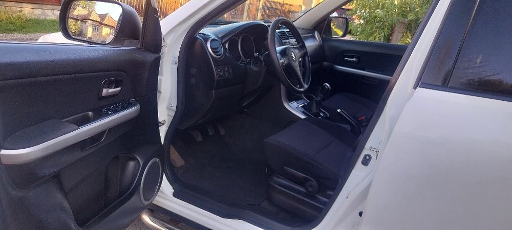Suzuki grand vitara 1.9 Diesel Ddis 4x4 Cutie de viteze manuală.