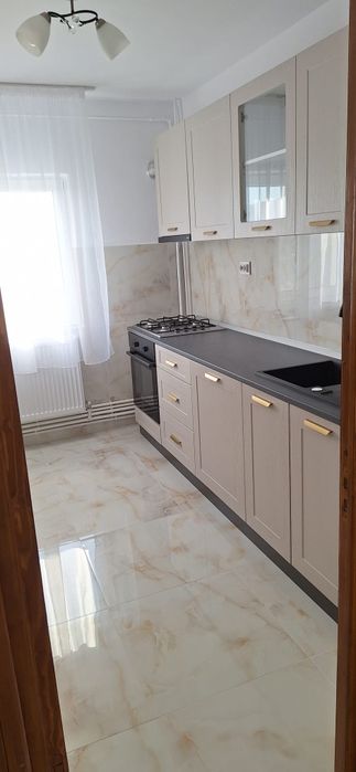 Apartament 2 camere semidecomandat