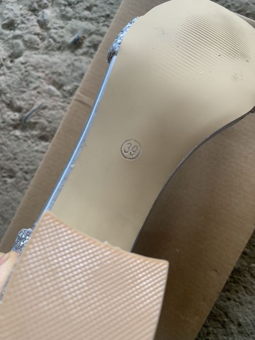 Sandale Shein noi marimea 39