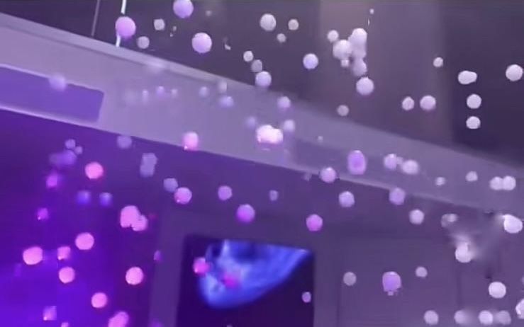 Masina de baloane cu fum pentru evenimentul tau