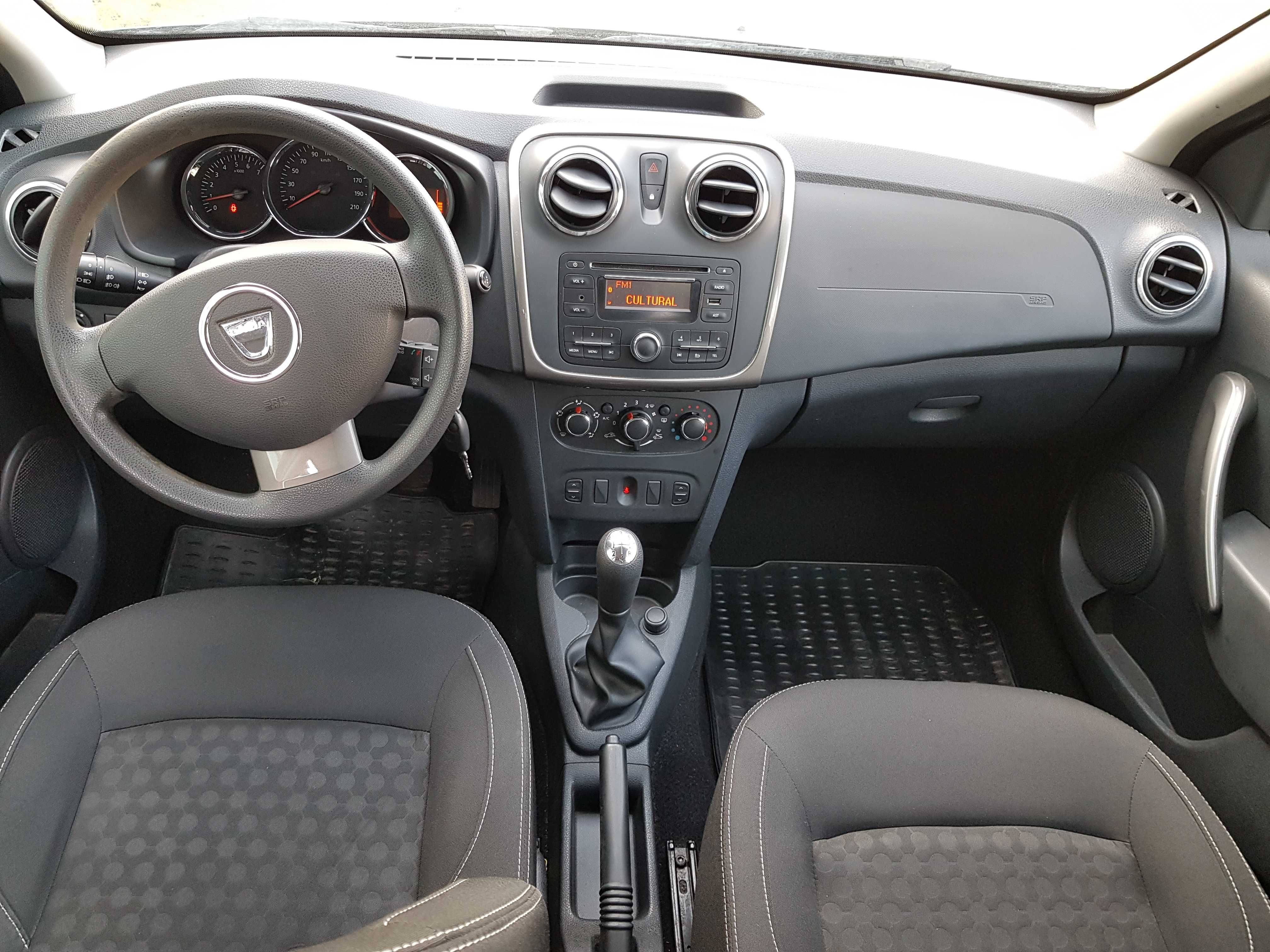 Vand Dacia Sandero 1. 2 benzina, 75 cp, clima 128400 km, an 06, 2015