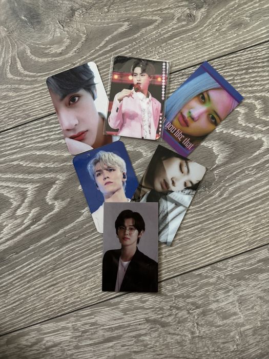 Фотокарти и малки плакати/ kpop