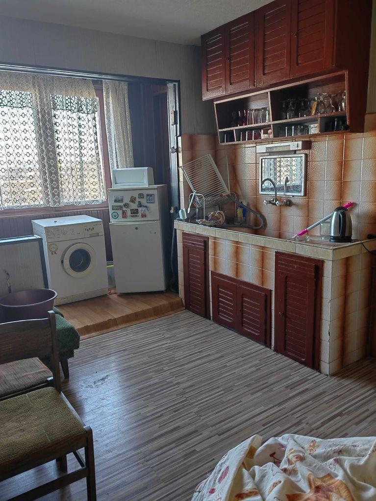 Продава се Двустаен апартамент в Търговище, Промишлена зона - 62 кв.м за 1152 €/кв.м - Снимка #5