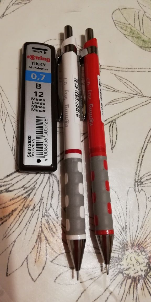 2 Creioane mecanice Rotring Tikky 0,7 cu rezerva de mine